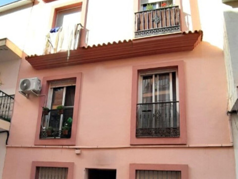 img_R5076199_2juabad9q9ag