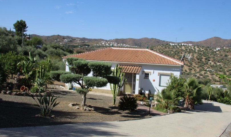 La Viñuela, Costa del Sol East, Málaga, Espanja - Huvila - Erillinen