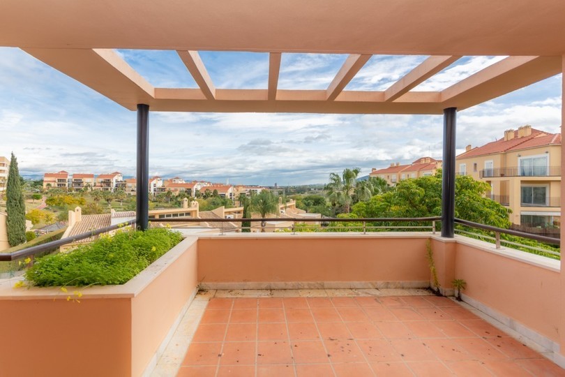 Alhaurín de la Torre, Costa del Sol, Málaga, Espanja - Huoneisto - Keskikerros