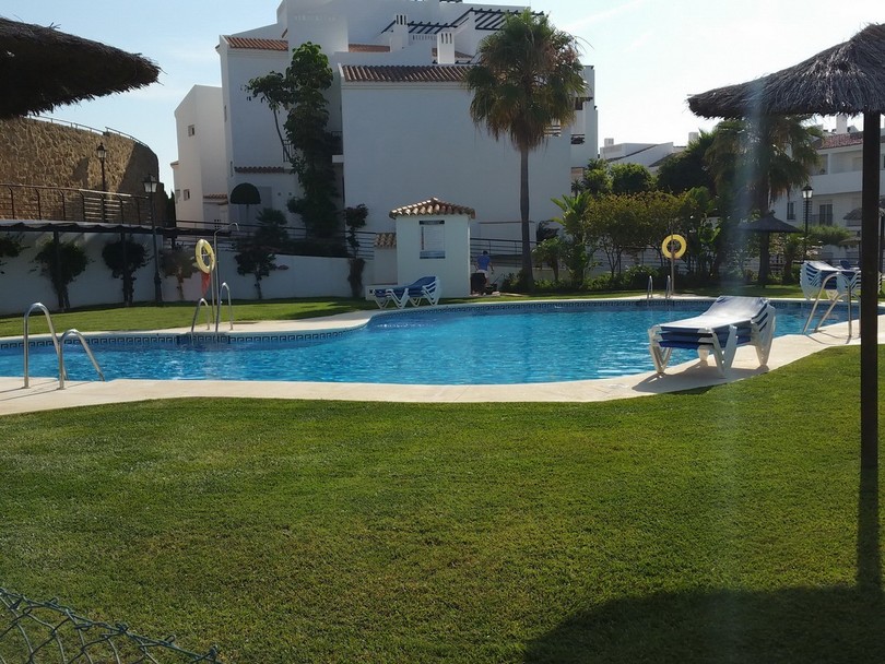 La Duquesa, Costa del Sol, Málaga, Espanja - Huoneisto - Keskikerros