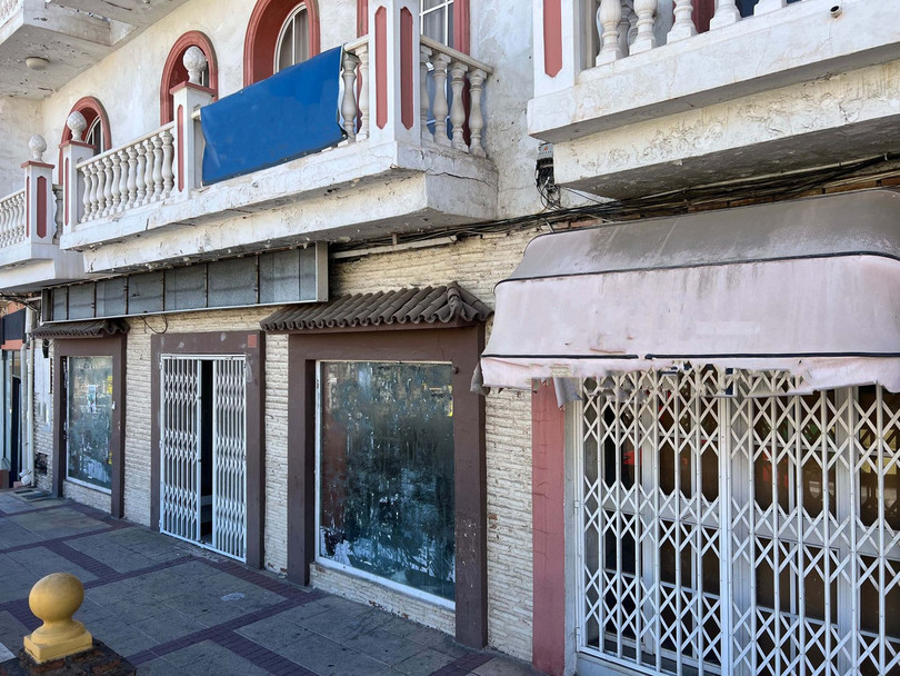 Alhaurín de la Torre, Costa del Sol, Málaga, Espanja - Juoni - Asuin